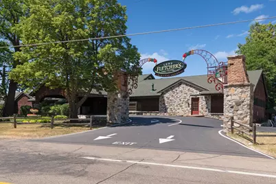 2412 Lafayette Road, Wayzata, MN 55391 - Photo 57