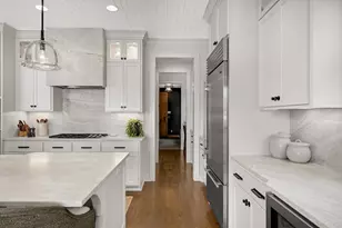 2412 Lafayette Rd, Wayzata, MN 55391 - Photo 15