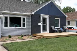 604 7th Ave SW, Pipestone, MN 56164 - Photo 3