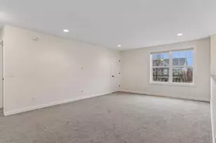 1583 Bluewater Ln, Woodbury, MN 55129 - Photo 33