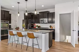 1583 Bluewater Ln, Woodbury, MN 55129 - Photo 17