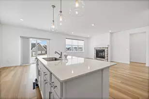 3825 Henna Ave N, Oakdale, MN 55128 - Photo 9