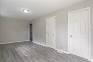 1183 Edgerton St, Saint Paul, MN 55130 - Photo 7