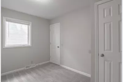 1183 Edgerton Street, Saint Paul, MN 55130 - Photo 11