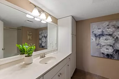 110 1st Avenue NE #F602, Minneapolis, MN 55413 - Photo 15