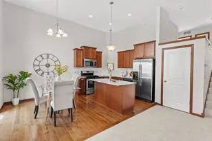 3091 Wilderness Path, Woodbury, MN 55129 - Photo 3