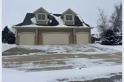 114 Prairie Stone Court SE, Stewartville, MN 55976 - Photo 3