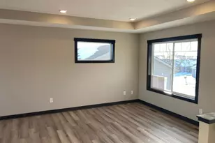 705 State St, Kenyon, MN 55946 - Photo 5