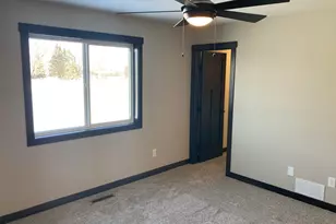 705 State St, Kenyon, MN 55946 - Photo 11