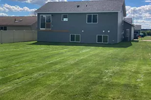 705 State St, Kenyon, MN 55946 - Photo 27