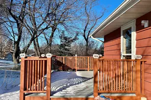 7008 Hill Pl N, Crystal, MN 55427 - Photo 5