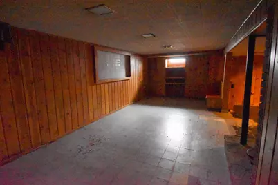 308 Maple Avenue S, Thief River Falls, MN 56701 - Photo 19