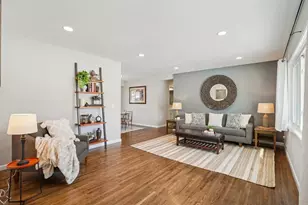 12716 Monterey Ave S, Savage, MN 55378 - Photo 3