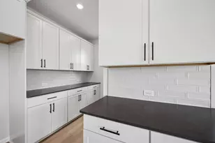 10577 Minnesota Ln N, Maple Grove, MN 55369 - Photo 3