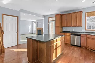 1763 Switchgrass Ct, Shakopee, MN 55379 - Photo 3