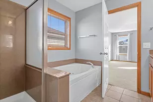 1763 Switchgrass Ct, Shakopee, MN 55379 - Photo 9