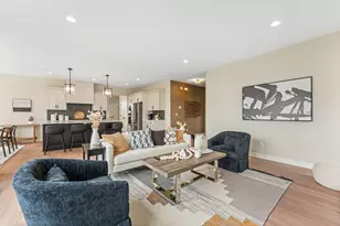 17905 Hidden Creek Trl, Lakeville, MN 55044 - Photo 5