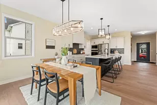 17905 Hidden Creek Trl, Lakeville, MN 55044 - Photo 15