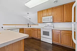 343 Heritage Trail, Circle Pines, MN 55014 - Photo 9