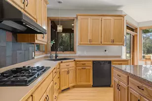 10668 Alton Ct, Inver Grove Heights, MN 55077 - Photo 17