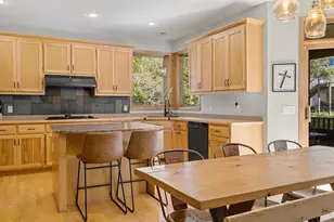 10668 Alton Ct, Inver Grove Heights, MN 55077 - Photo 15