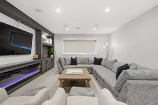 4501 Dunham Dr, Edina, MN 55435 - Photo 57