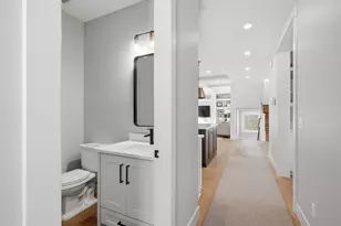 4501 Dunham Dr, Edina, MN 55435 - Photo 29