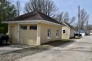 622 7th St, Sibley, IA 51249 - Photo 37