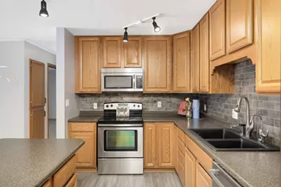 9143 Highway 55 #301, Golden Valley, MN 55427 - Photo 15