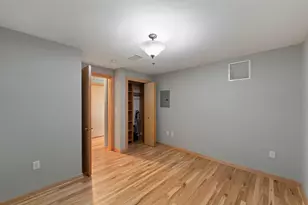 1120 S 2nd St, Minneapolis, MN 55415 - Photo 27
