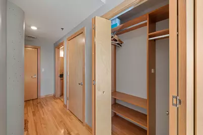1120 S 2nd Street #813, Minneapolis, MN 55415 - Photo 23