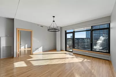 1120 S 2nd Street #813, Minneapolis, MN 55415 - Photo 7
