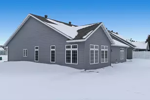 3636 Cypress Ln S, Fargo, ND 58104 - Photo 25