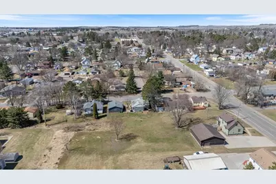 3914 5th Avenue E, Hibbing, MN 55746 - Photo 35