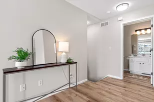 1579 County Rd D E, Maplewood, MN 55109 - Photo 11