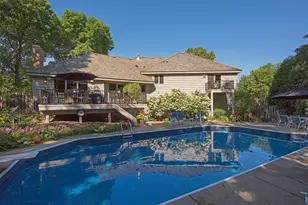 8725 Sandro Rd, Bloomington, MN 55438 - Photo 11