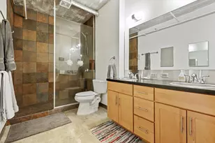 250 Park Ave S, Minneapolis, MN 55415 - Photo 15