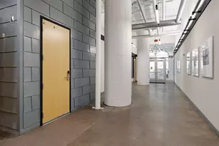 250 Park Ave S, Minneapolis, MN 55415 - Photo 37