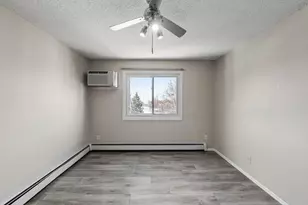 401 E Burnsville Pkwy, Burnsville, MN 55337 - Photo 25