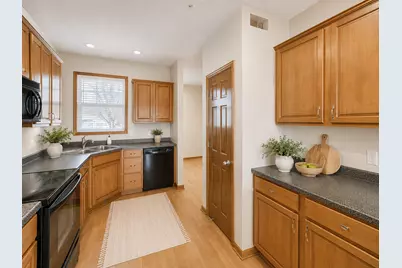 4646 Blaylock Way #3502, Inver Grove Heights, MN 55076 - Photo 5