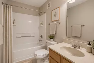 4646 Blaylock Way, Inver Grove Heights, MN 55076 - Photo 11
