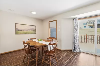 1574 Lake Susan Hills Drive, Chanhassen, MN 55317 - Photo 5