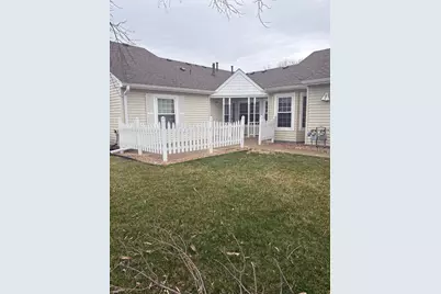 418 Sarazin Street, Shakopee, MN 55379 - Photo 3