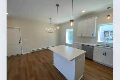 776 Neville Court SE, Rochester, MN 55904 - Photo 5