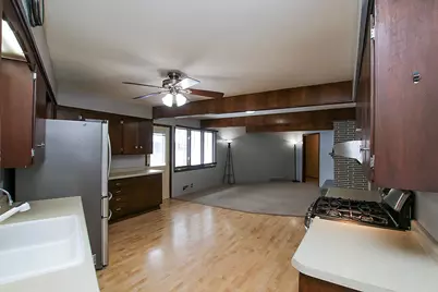 1020 Roberts Road SW, Hutchinson, MN 55350 - Photo 9