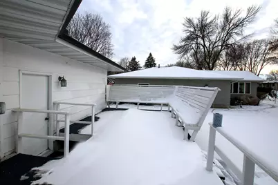 1020 Roberts Road SW, Hutchinson, MN 55350 - Photo 23