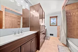 1020 Roberts Rd SW, Hutchinson, MN 55350 - Photo 17