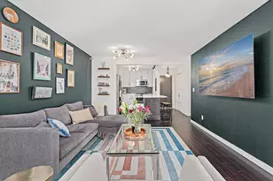 78 10th Street E, Saint Paul, MN 55101 - Photo 1