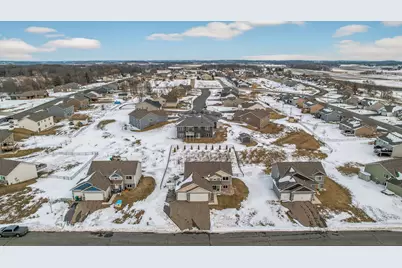 922 Mulberry Avenue NE, Montgomery, MN 56069 - Photo 37