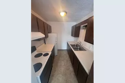 408 Park Avenue #2, Madison, MN 56256 - Photo 3